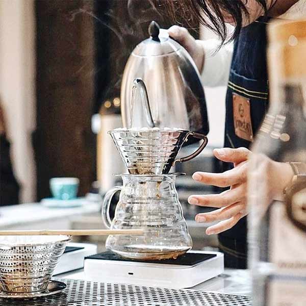 Kalita Stainless Wave Dripper 185 - Image 5